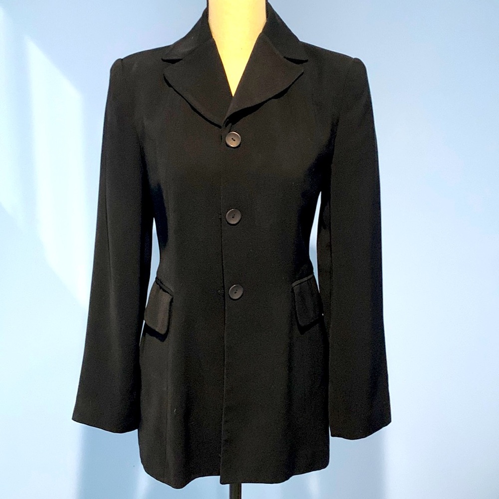 Donna Rae blazer size 4